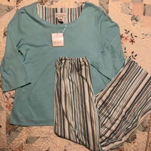 Karen Neuburger Pajama Set